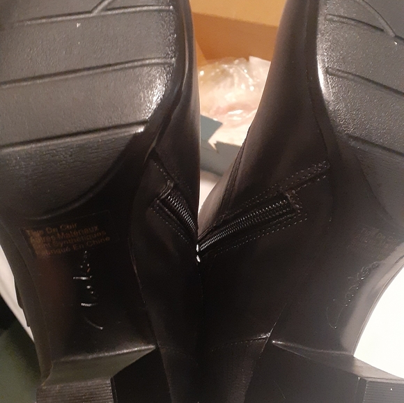 Clark's Booties - Picture 11 of 11